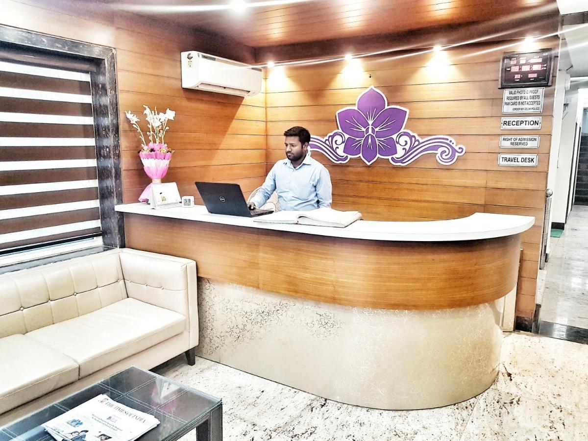 Hotel Aerocity Purple Orchid New Delhi Exterior photo
